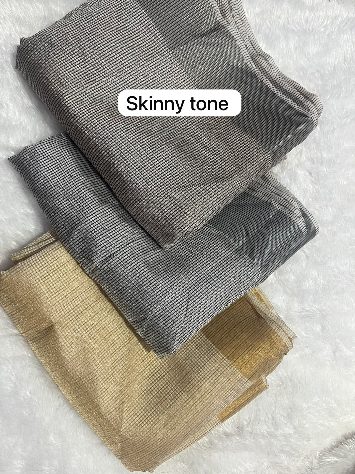 Skiny tone ( Dyble saree )