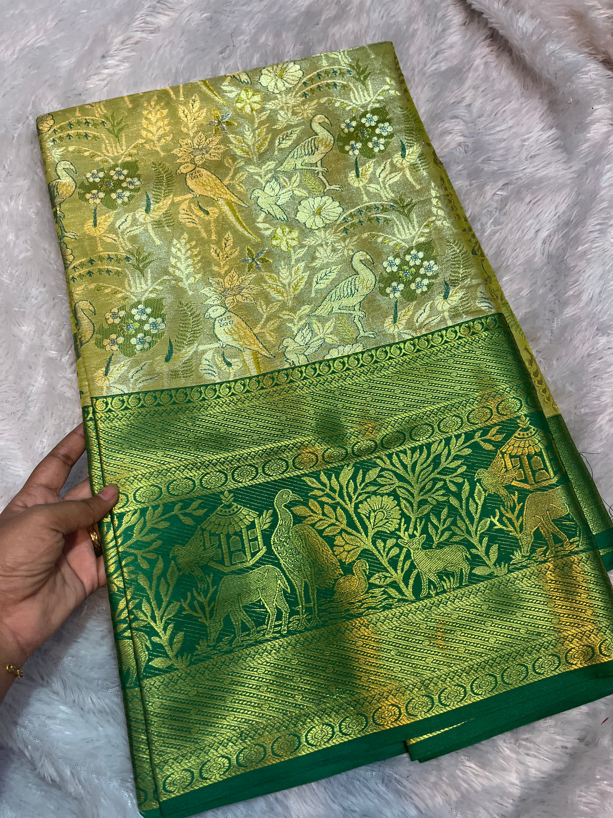 Pattu langa bits